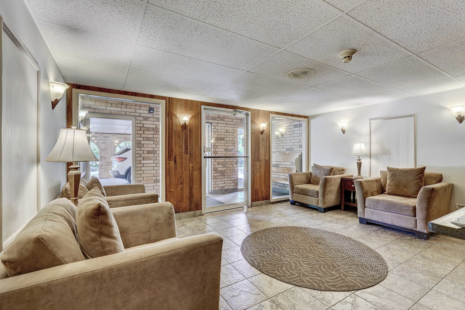 512 Redondo Drive 112