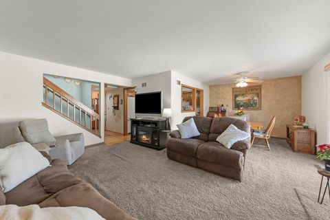 Tiny photo for 213 Manor Drive, New Lenox, IL 60451 (MLS # 12581607)