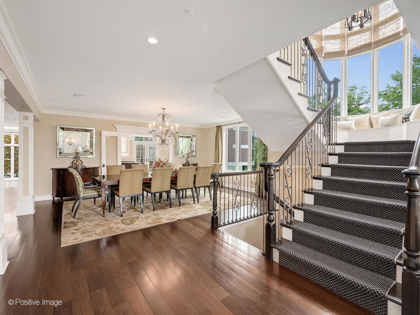 1218 Hawthorne Court