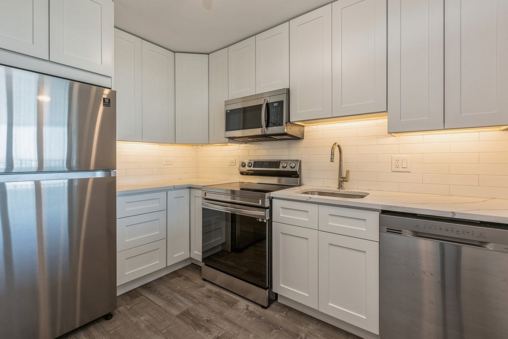 111 W Maple Street 3311