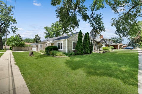 Tiny photo for 1446 EVERETT Avenue, Des Plaines, IL 60018 (MLS # 12743860)