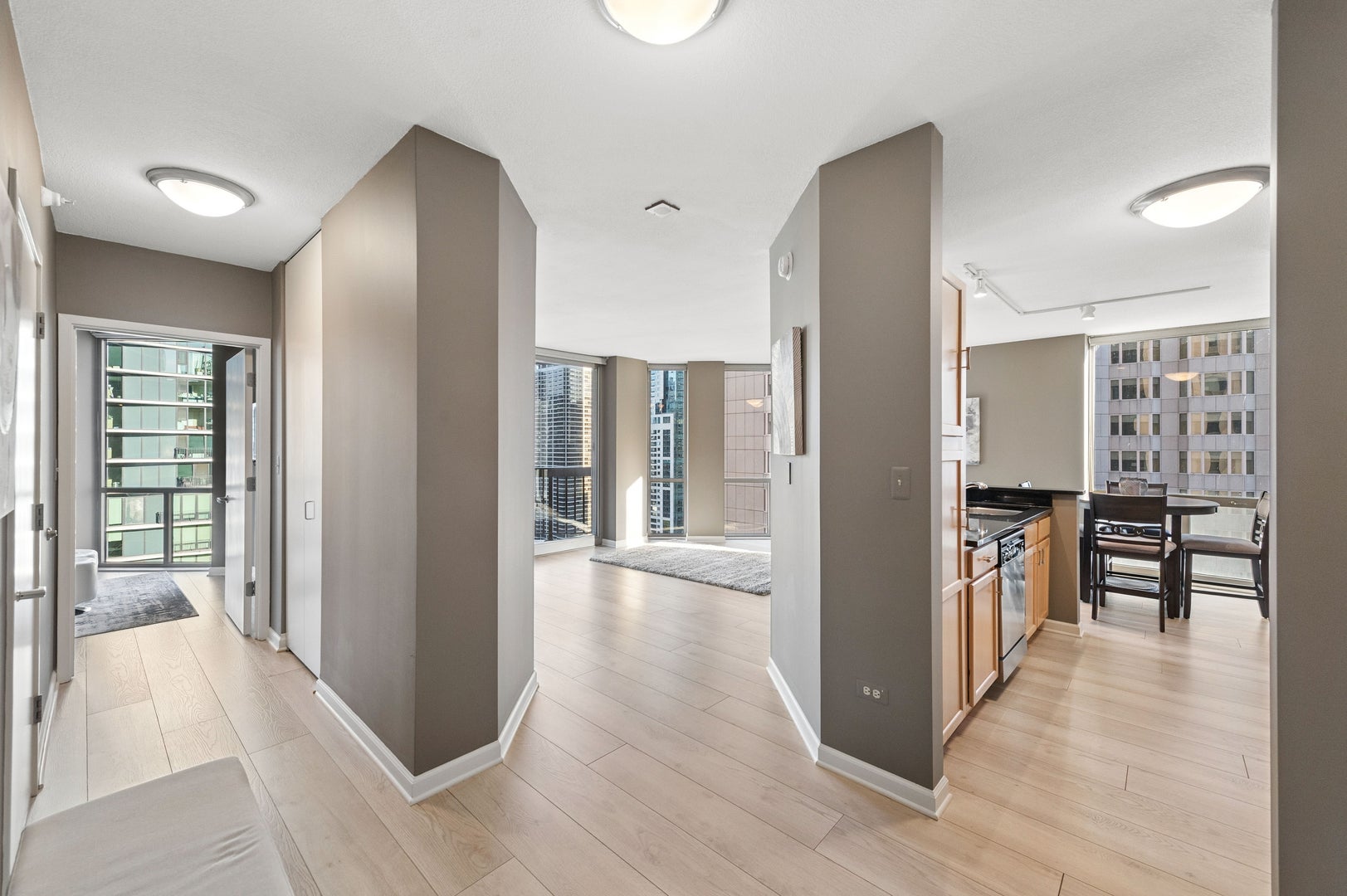 222 N COLUMBUS Drive 2209
