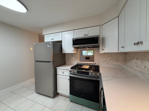 Tiny photo for 120a Collen Street #104, Lombard, IL 60148 (MLS # 12798342)