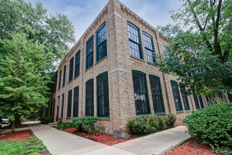 Photo of 5235 N Ravenswood Avenue #15, Chicago, IL 60640 (MLS # 12731666)