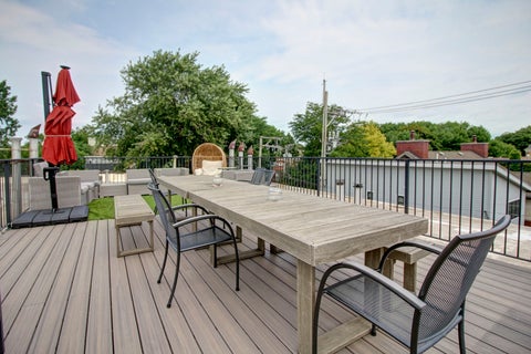 Tiny photo for 5235 N Ravenswood Avenue #15, Chicago, IL 60640 (MLS # 12731666)