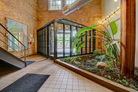 Tiny photo for 5235 N Ravenswood Avenue #15, Chicago, IL 60640 (MLS # 12731666)