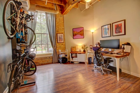 Tiny photo for 5235 N Ravenswood Avenue #15, Chicago, IL 60640 (MLS # 12731666)