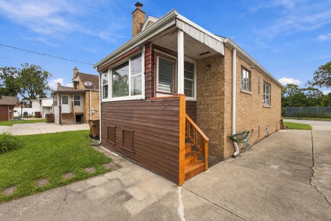 Tiny photo for 2316 S 1st Avenue, North Riverside, IL 60546 (MLS # 12760622)