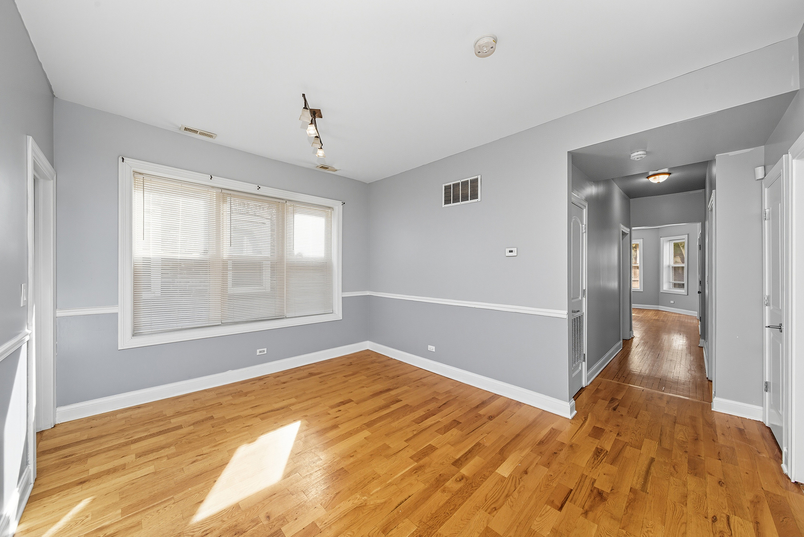 163 N Lockwood Avenue