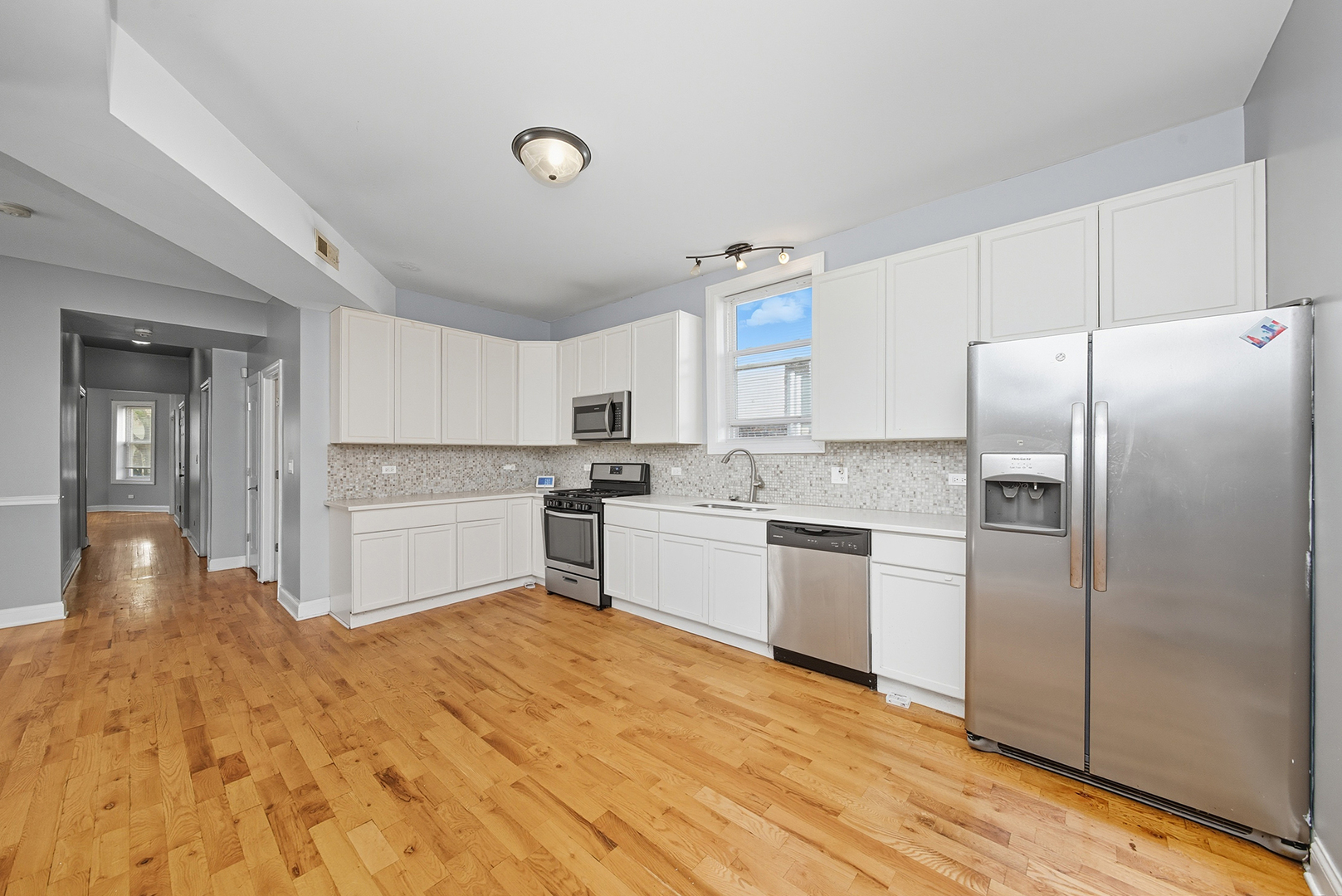 163 N Lockwood Avenue