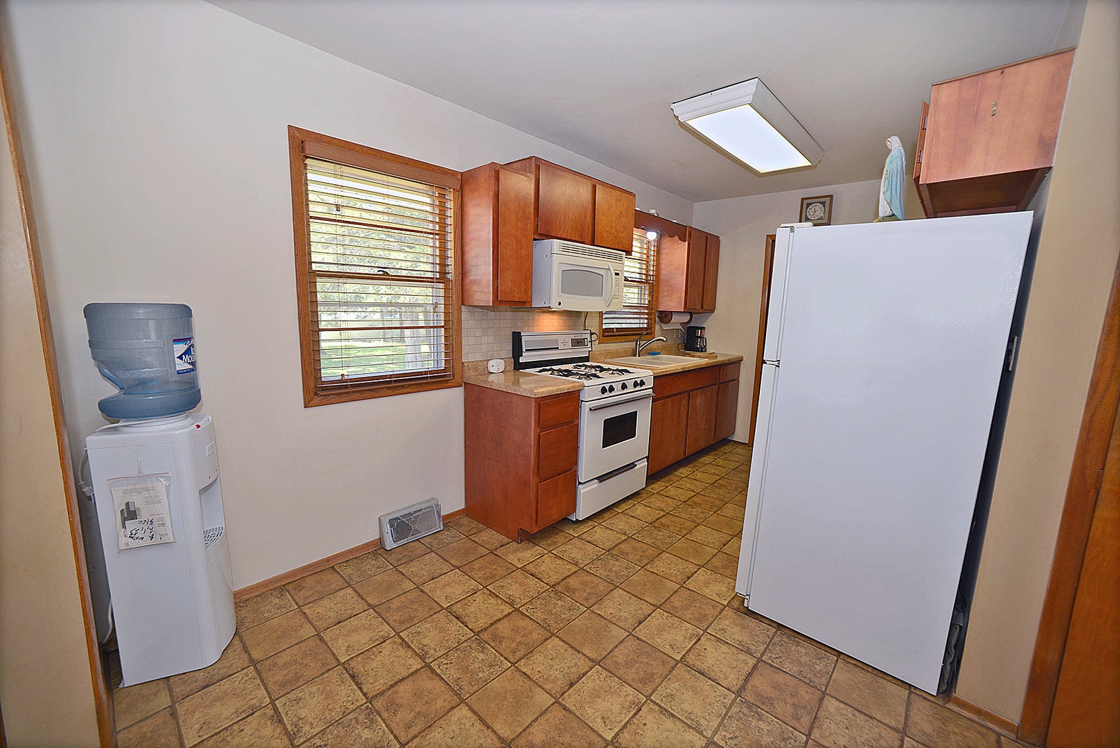 1104 N 29th Road