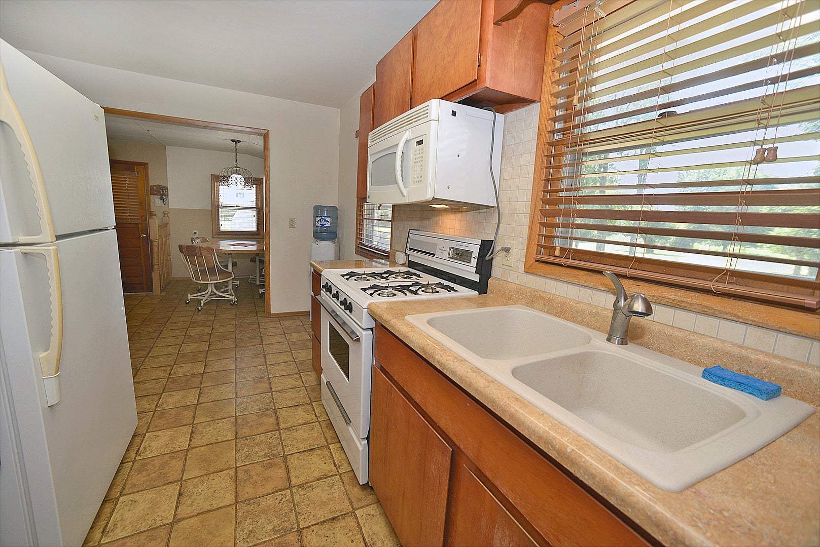 1104 N 29th Road