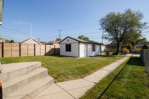 Tiny photo for 3507 Louis Street, Franklin Park, IL 60131 (MLS # 12475069)