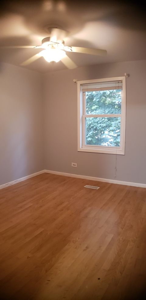 Tiny photo for 354 Creekside Drive, Vernon Hills, IL 60061 (MLS # 12525161)