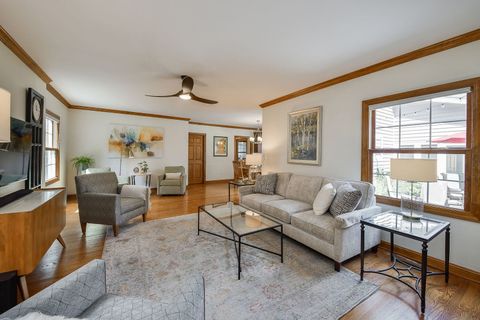 Tiny photo for Wheaton, IL 60189 (MLS # 12580363)