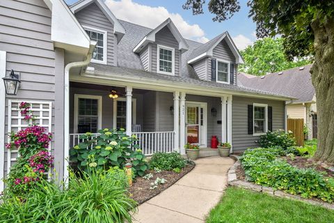 Photo of Wheaton, IL 60189 (MLS # 12580363)