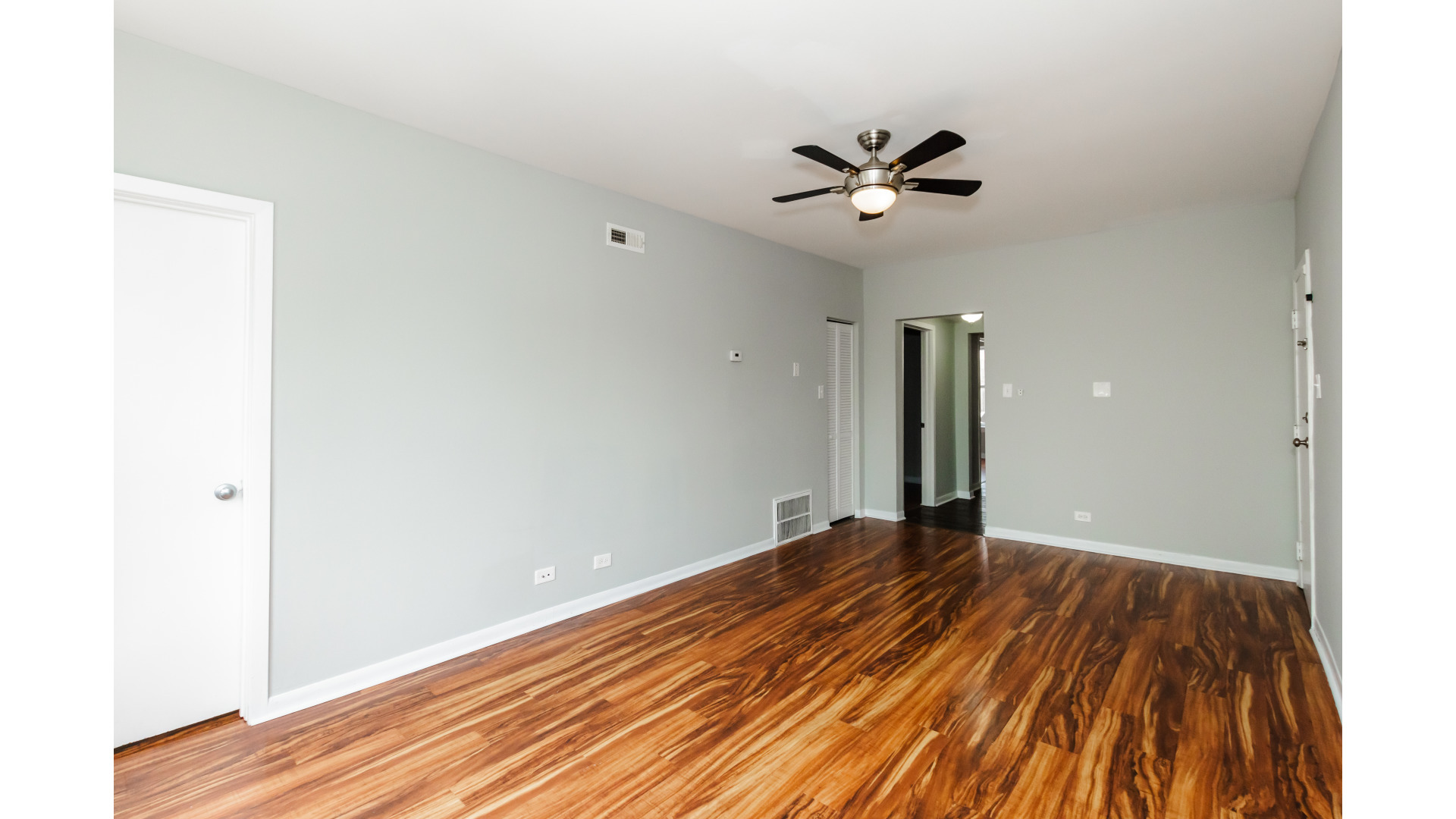 4500 W Fullerton Avenue 2