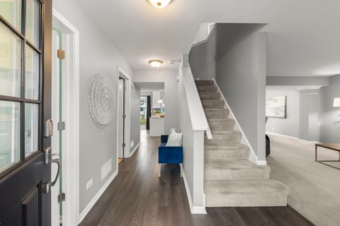 Tiny photo for 1371 E Braymore Circle, Naperville, IL 60564 (MLS # 12588183)