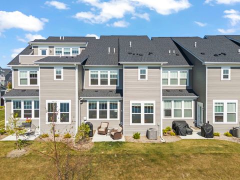 Tiny photo for 2267 Ryegrass Lane, Bolingbrook, IL 60490 (MLS # 12473351)