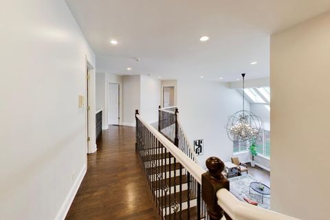 Tiny photo for 2444 N De Cook Court, Park Ridge, IL 60068 (MLS # 12606435)