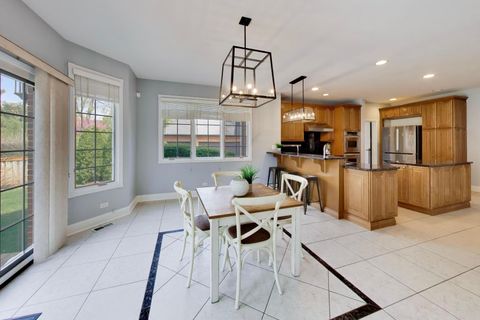 Tiny photo for 2444 N De Cook Court, Park Ridge, IL 60068 (MLS # 12606435)