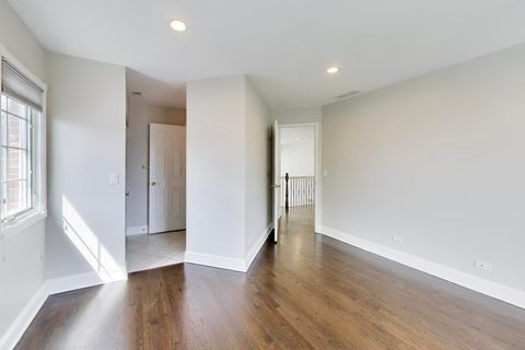Tiny photo for 2444 N De Cook Court, Park Ridge, IL 60068 (MLS # 12606435)