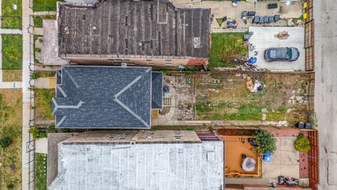 Tiny photo for 821 N Lockwood Avenue, Chicago, IL 60651 (MLS # 12493516)