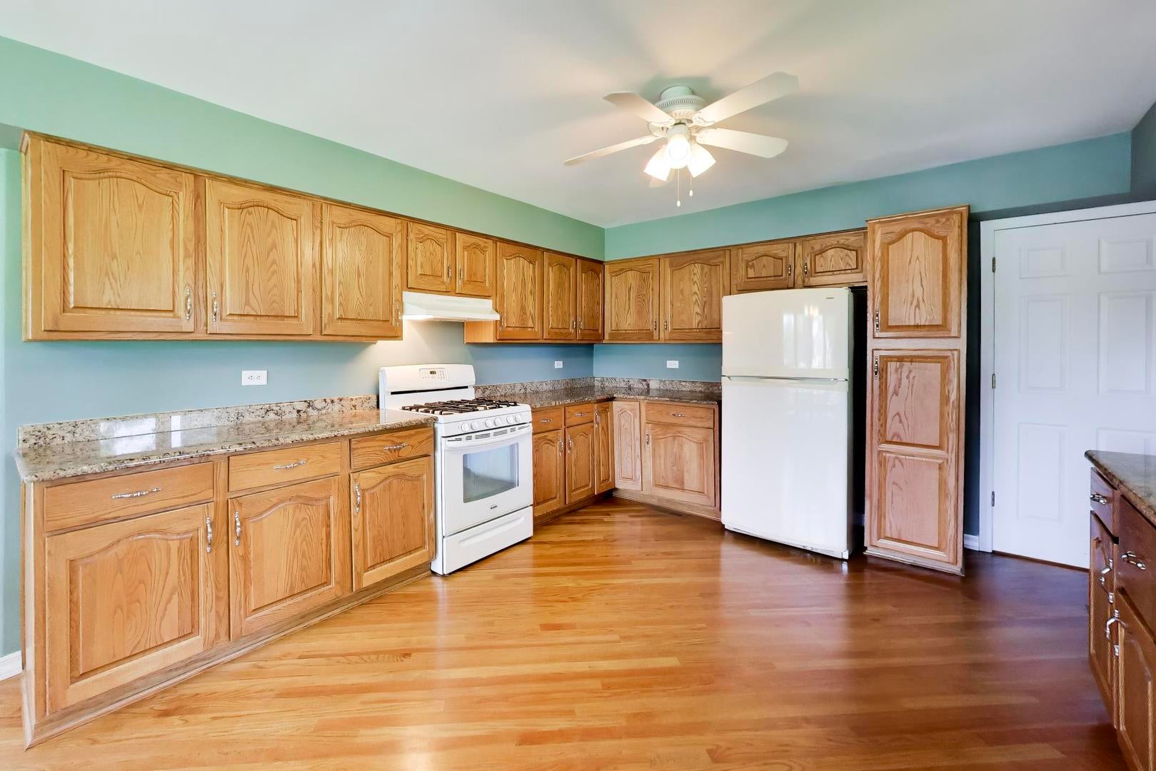 757 Oakwood Drive