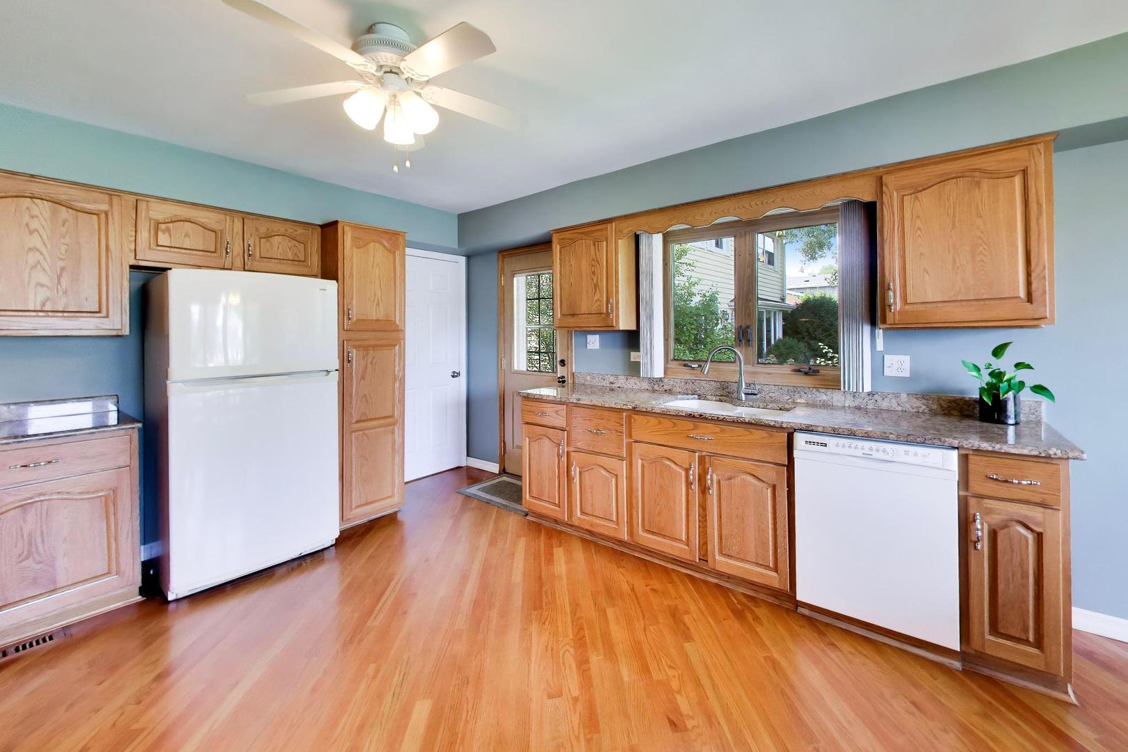 757 Oakwood Drive