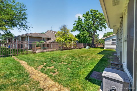 Tiny photo for Gurnee, IL 60031 (MLS # 12657319)