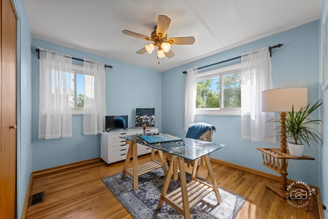 Tiny photo for 2S545 Lloyd Avenue, Lombard, IL 60148 (MLS # 12614928)