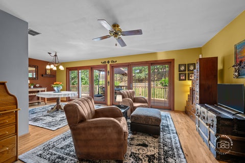 Tiny photo for 2S545 Lloyd Avenue, Lombard, IL 60148 (MLS # 12614928)