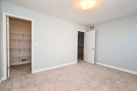 Tiny photo for 5495 Chapel Hill, Gurnee, IL 60031 (MLS # 12636716)
