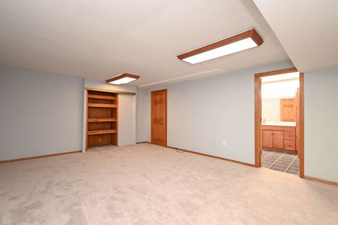 Tiny photo for 5495 Chapel Hill, Gurnee, IL 60031 (MLS # 12636716)