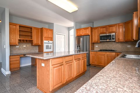 Tiny photo for 5495 Chapel Hill, Gurnee, IL 60031 (MLS # 12636716)