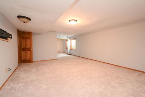 Tiny photo for 5495 Chapel Hill, Gurnee, IL 60031 (MLS # 12636716)