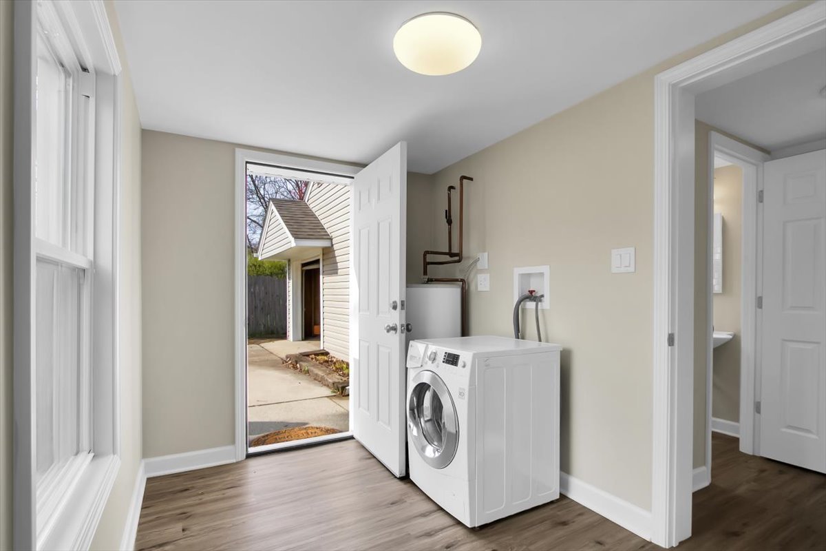 34 N Greenwood Avenue