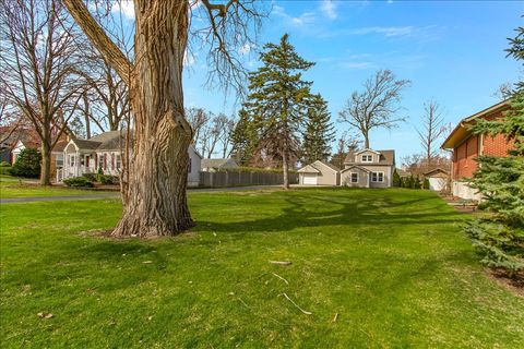 Tiny photo for 34 N Greenwood Avenue, Palatine, IL 60074 (MLS # 12615639)