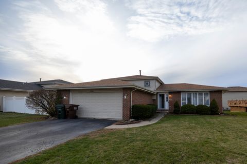 A home in Country Club Hills