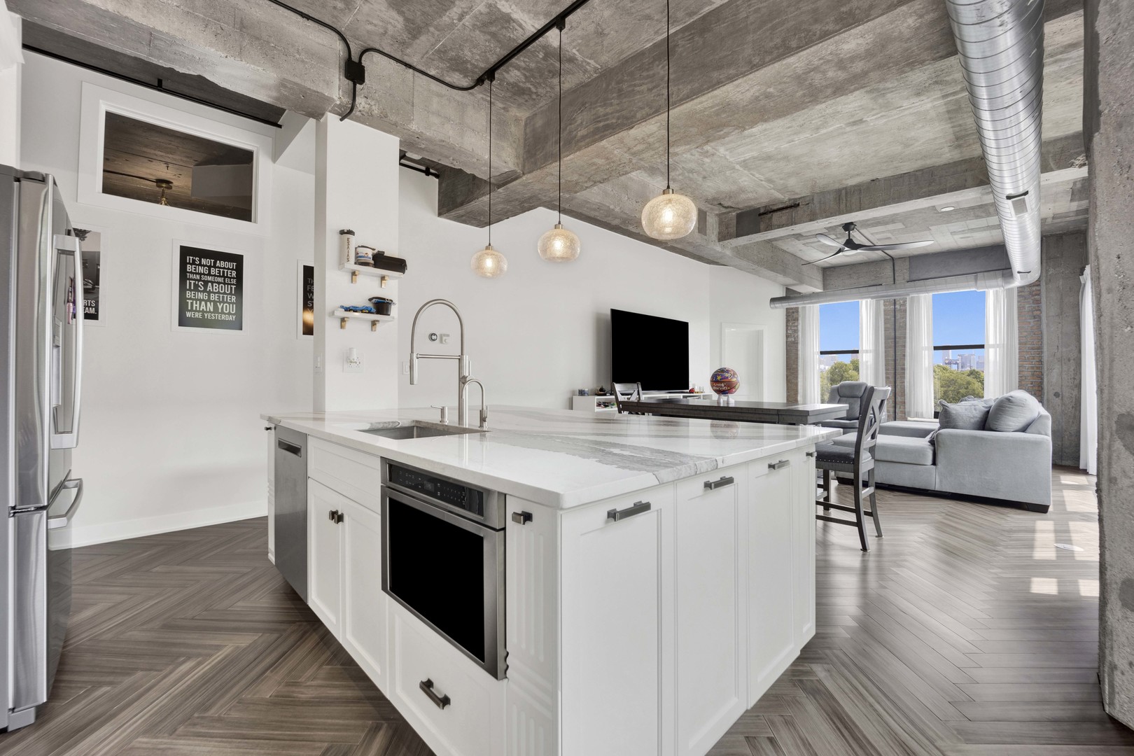 1033 W 14th Place 337