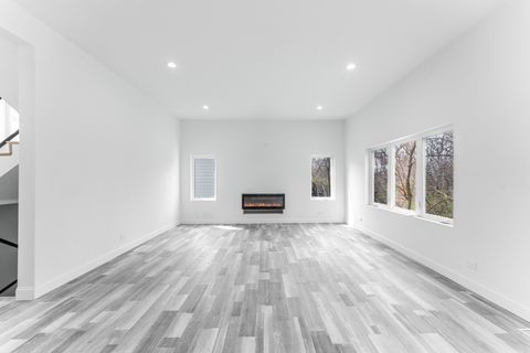 Tiny photo for 168 Winston Drive, Bolingbrook, IL 60440 (MLS # 12549620)