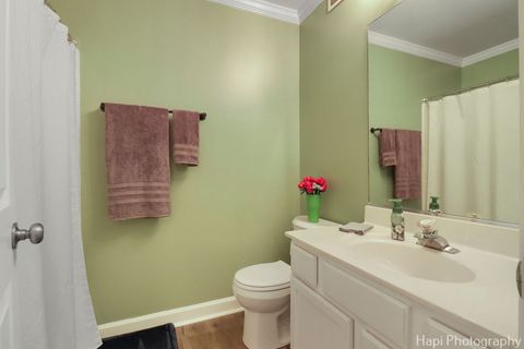 Tiny photo for 337 W Treehouse Lane #11-2, Round Lake, IL 60073 (MLS # 12527702)