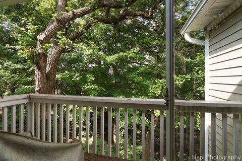 Tiny photo for 337 W Treehouse Lane #11-2, Round Lake, IL 60073 (MLS # 12527702)