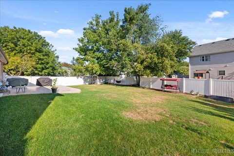 Tiny photo for 509 Wingfoot Drive, North Aurora, IL 60542 (MLS # 12482690)