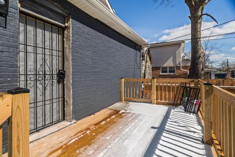 Tiny photo for 511 W 104TH Street, Chicago, IL 60628 (MLS # 12596592)