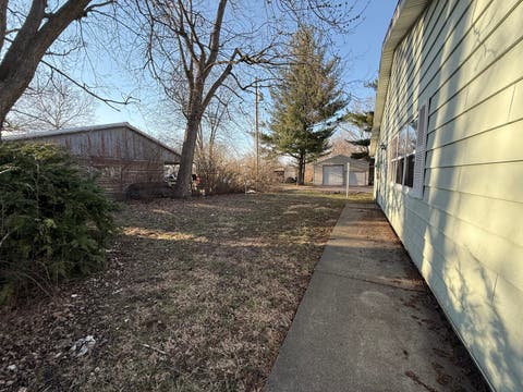 Tiny photo for 301 S Walnut Street, Clinton, IL 61727 (MLS # 12535156)