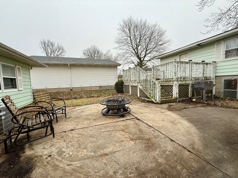 Tiny photo for 301 S Walnut Street, Clinton, IL 61727 (MLS # 12535156)