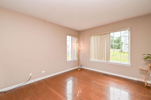 Tiny photo for 39631 N Warren Lane, Beach Park, IL 60083 (MLS # 12463505)