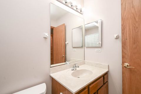 Tiny photo for 39631 N Warren Lane, Beach Park, IL 60083 (MLS # 12463505)