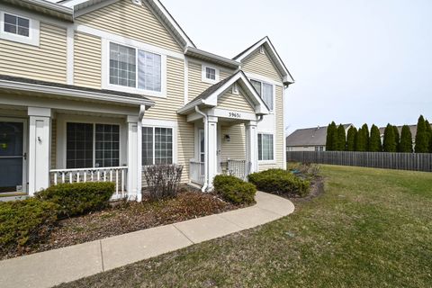 Tiny photo for 39631 N Warren Lane, Beach Park, IL 60083 (MLS # 12463505)